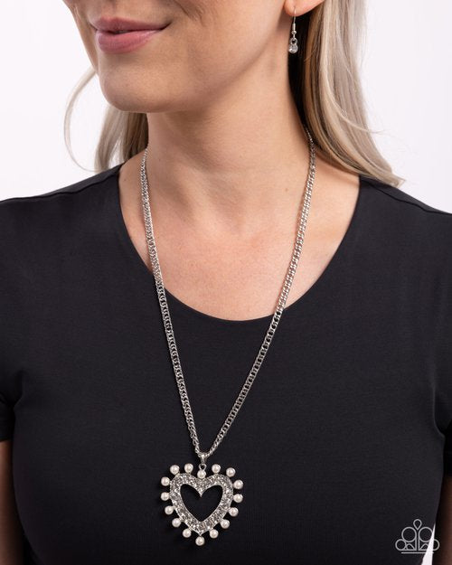 Collar blanco Perfectly Prim