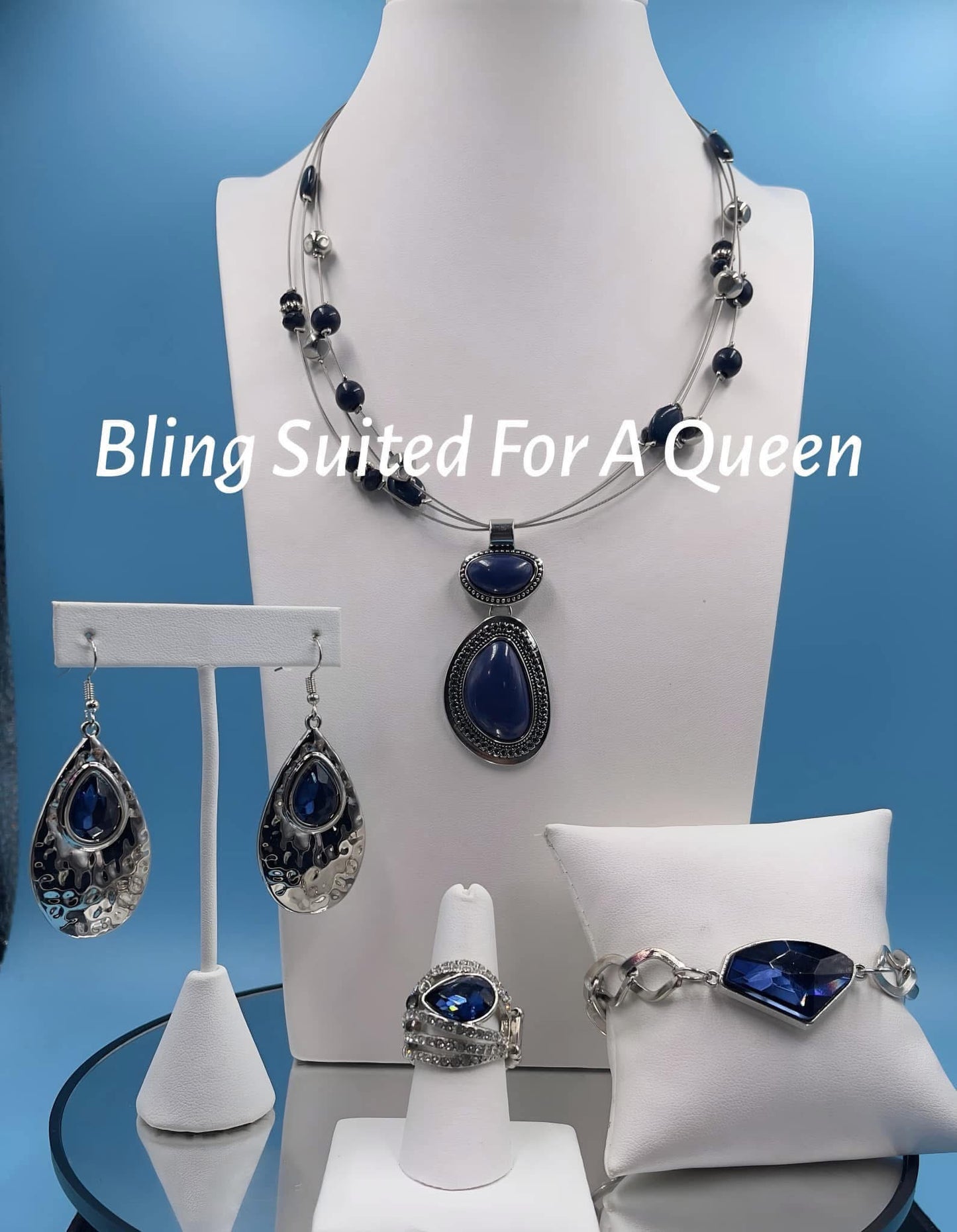 Set it up with Lola-Blue gems