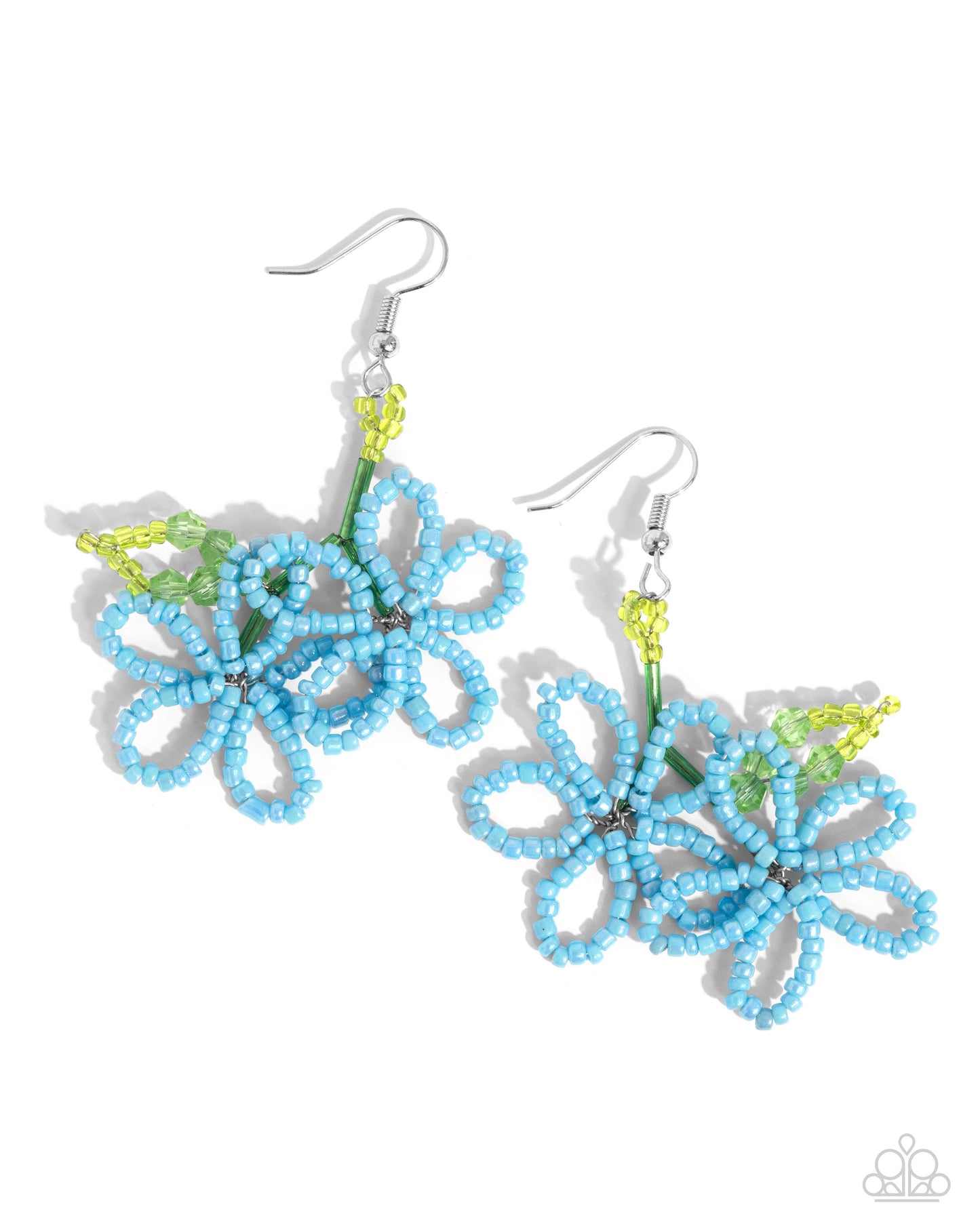 Pendientes de flores con cuentas de color azul
