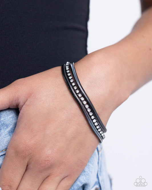 Un tesoro CUADRADO - Pulsera negra