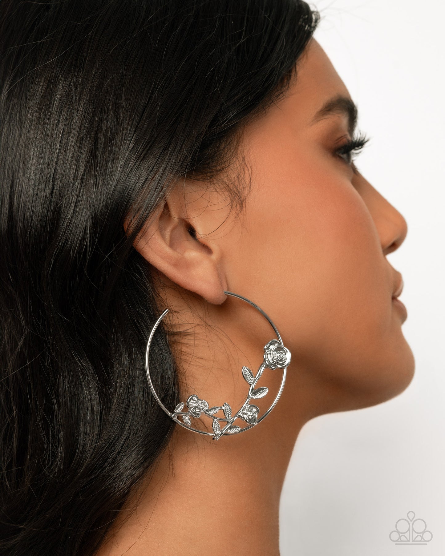 Blooming Benefit - Silver earrings