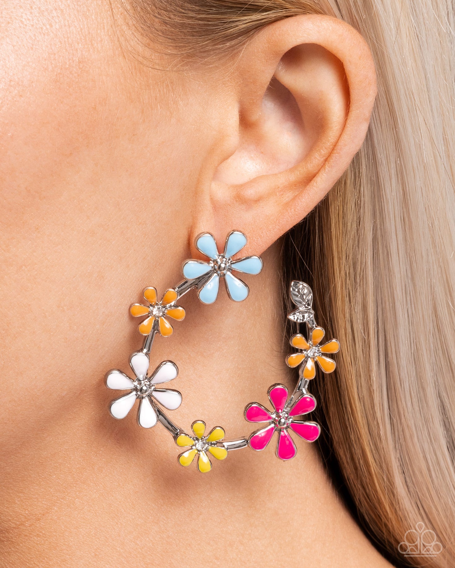 Wreathed Welcome - Multi earrings