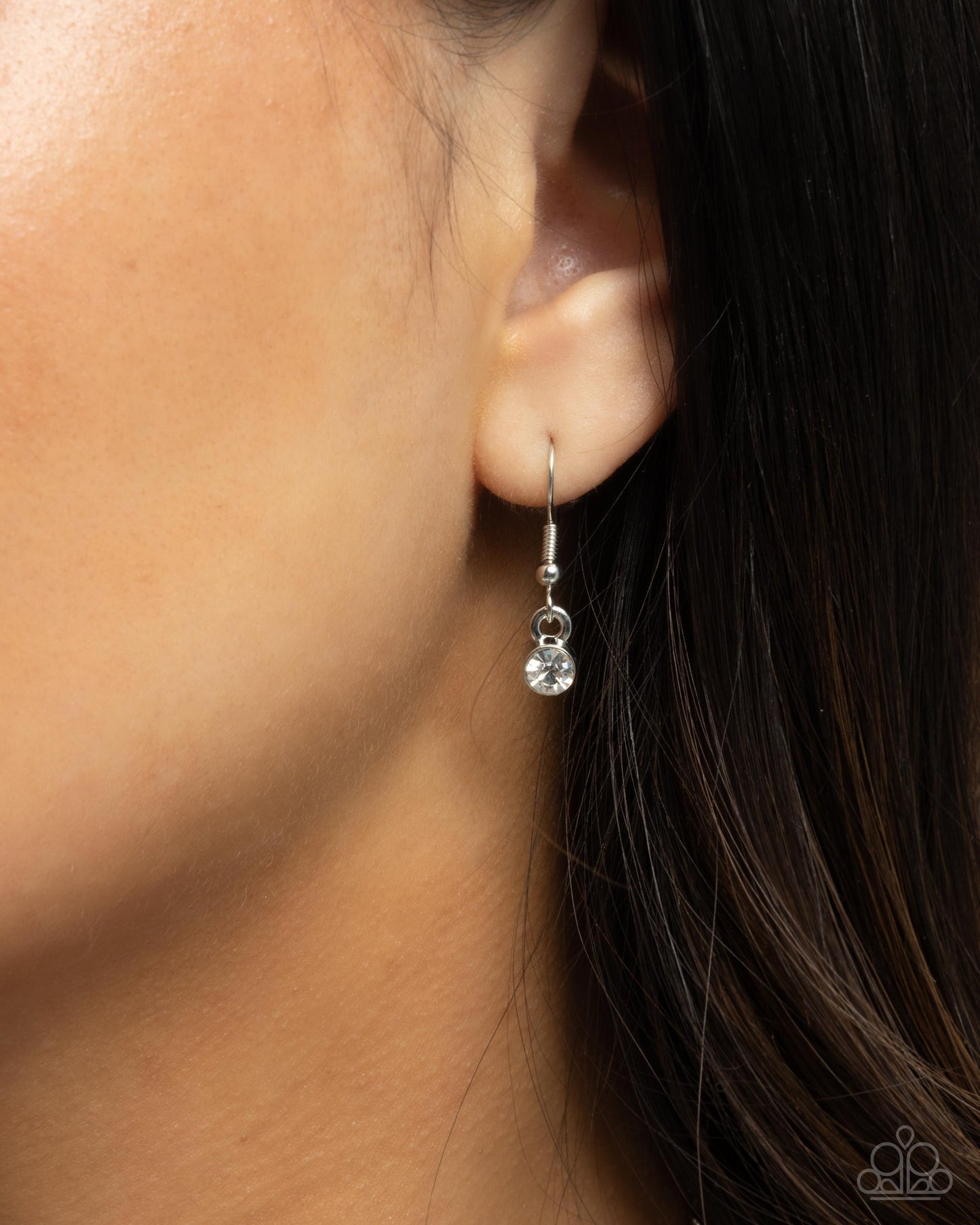 Regla romántica - Collar blanco