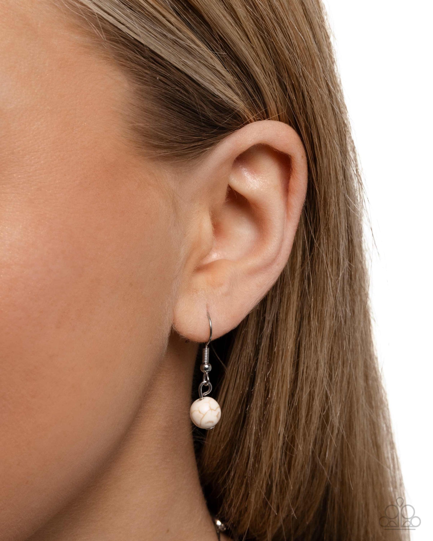 Limitless Longhorn - White necklace