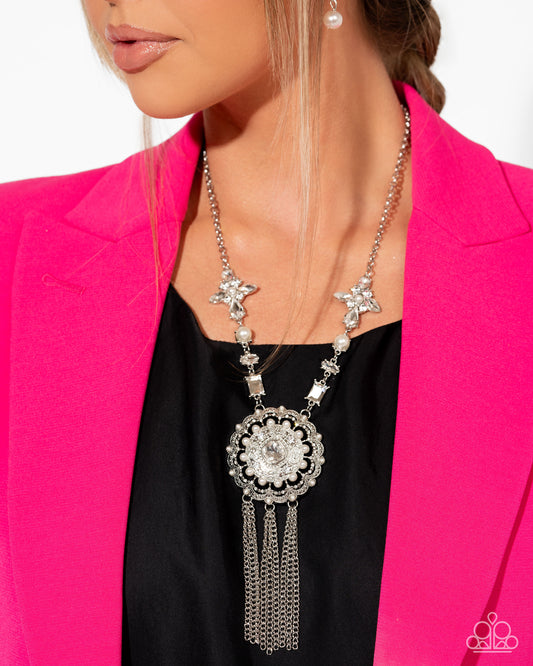 Virtuous Venture - White necklace