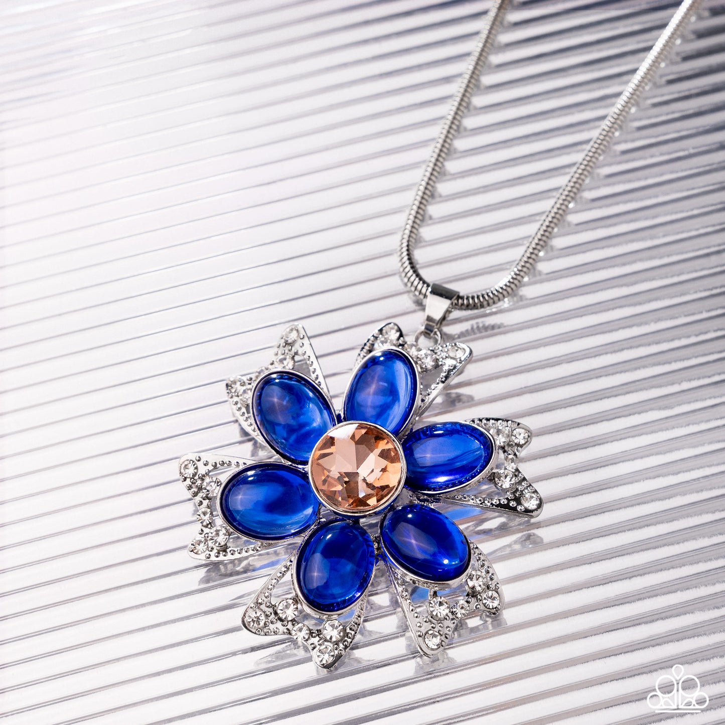 Floral Figurehead - Blue necklace