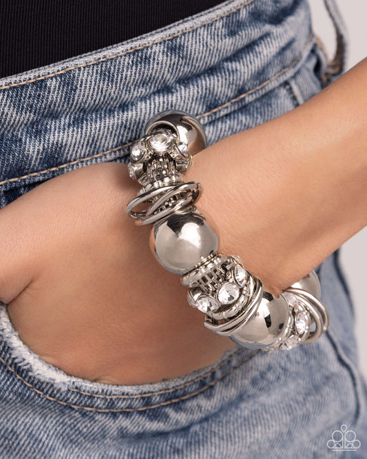 Coiled Confidence - Pulsera blanca (máximo 2 por pedido)