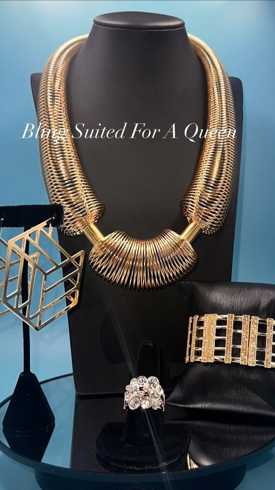 Set it up with Lola-Gold spring