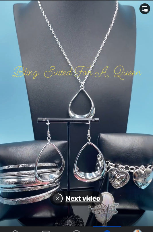 A silver lining set