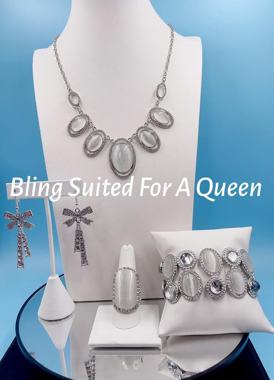 Set it up with Lola -white