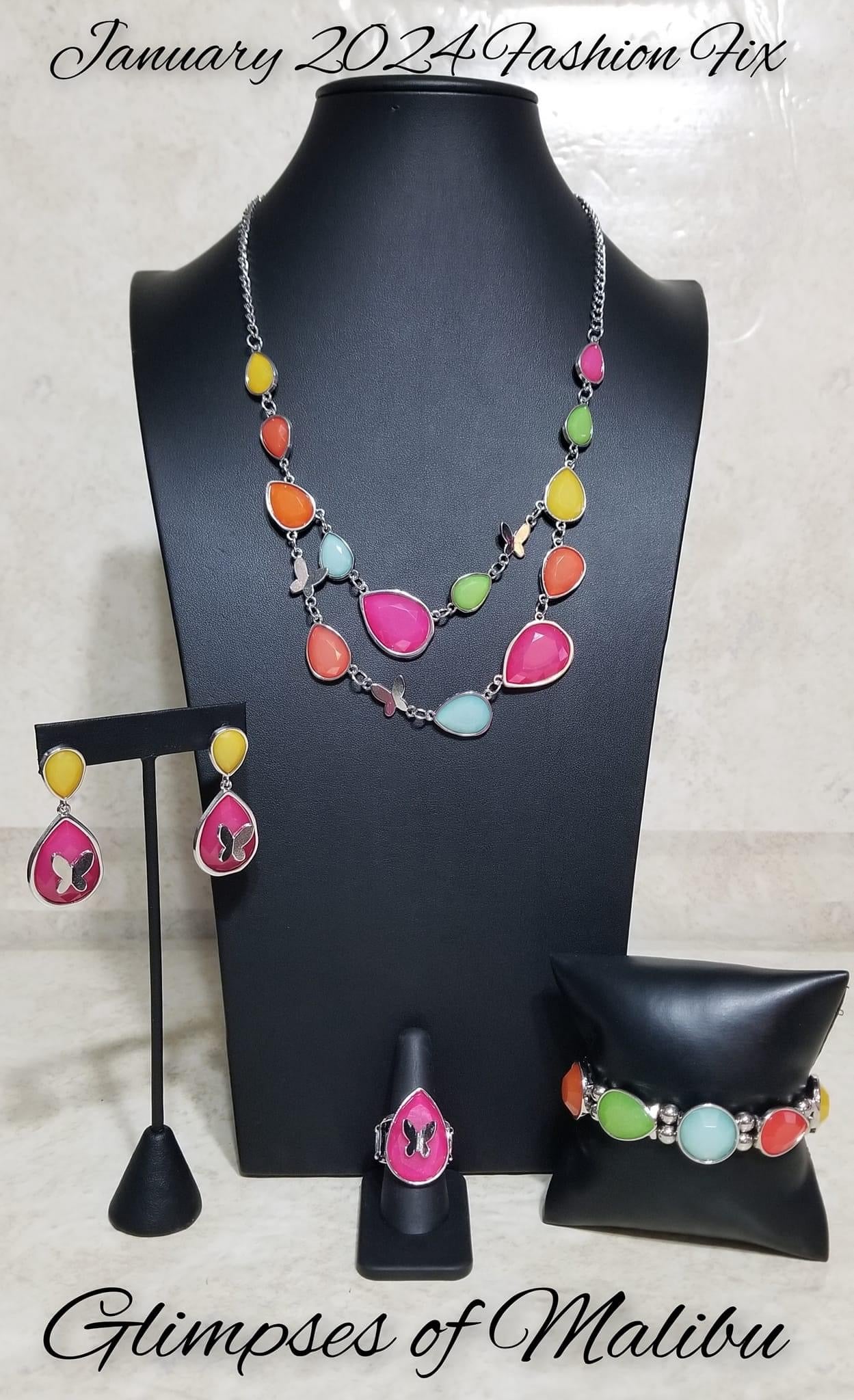 Vistazos de
 Malibú -
 Tendencia completa
 Blend (enero de 2024) solución de moda