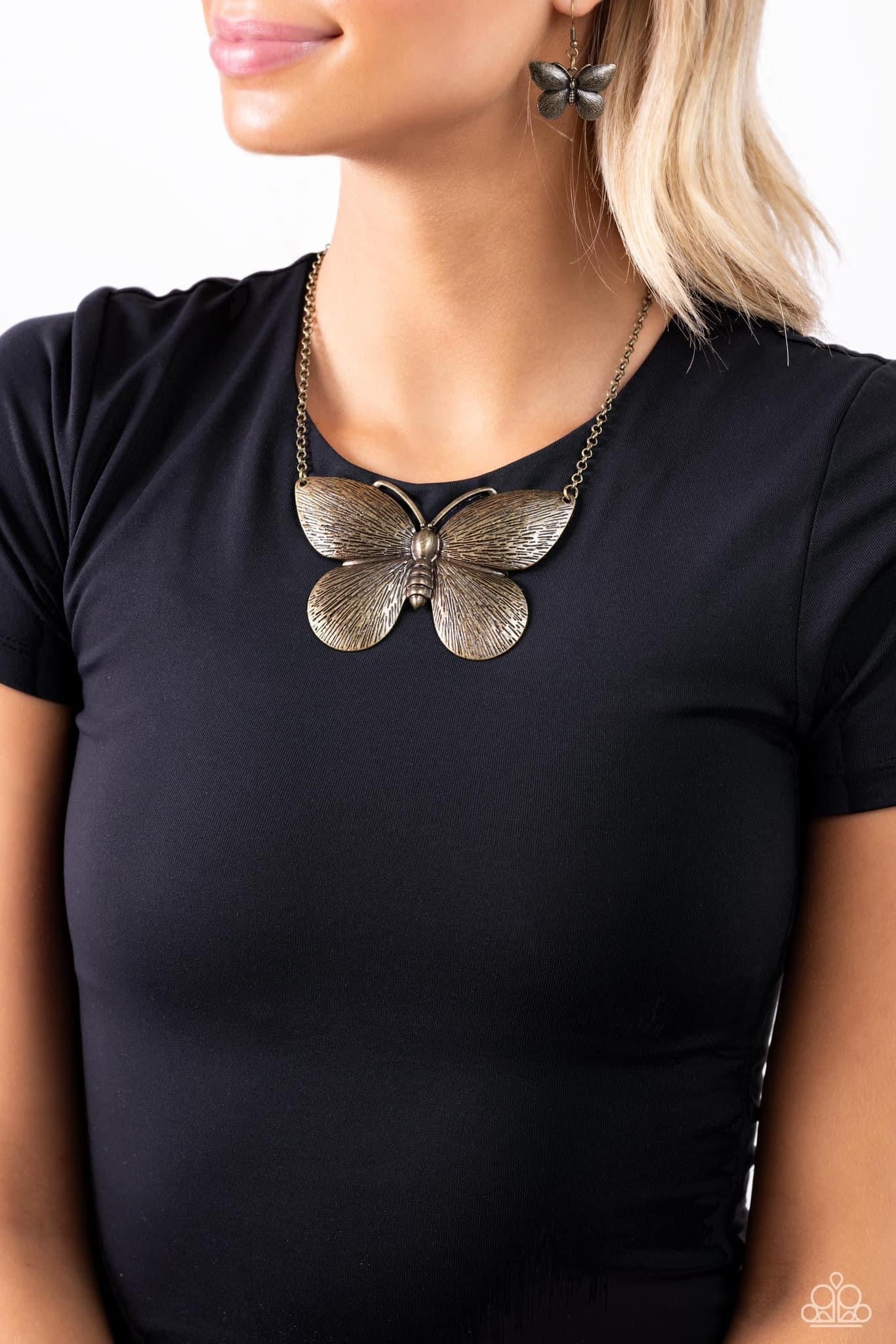 Fancy Flutter necklace. Bracelet and earrings (Set Only)