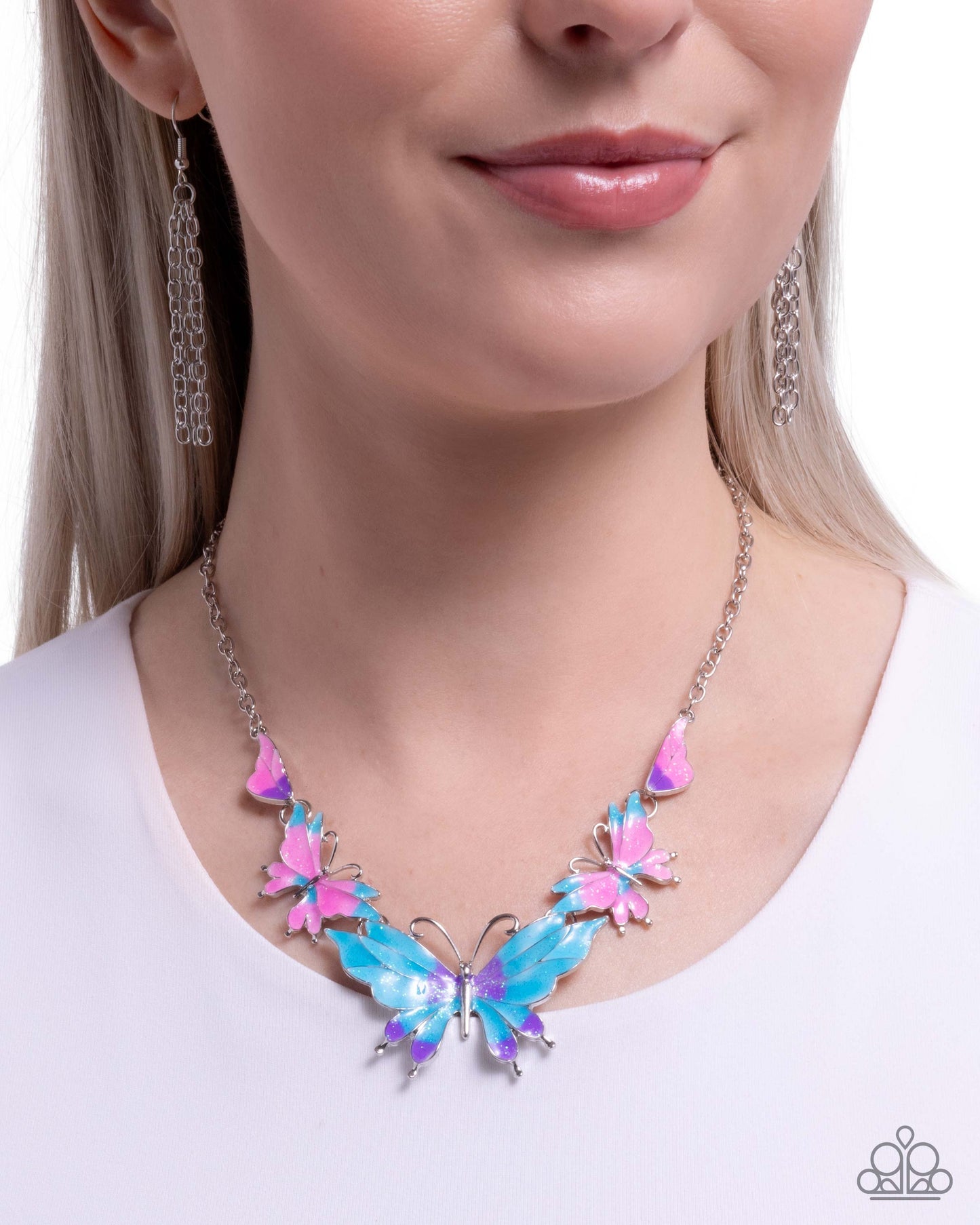 Floating Feature multi necklace