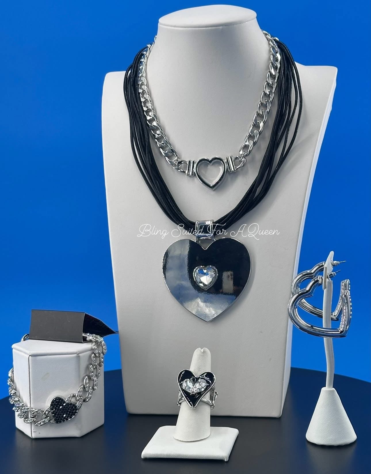 The hearts have it -Set it up with Lola