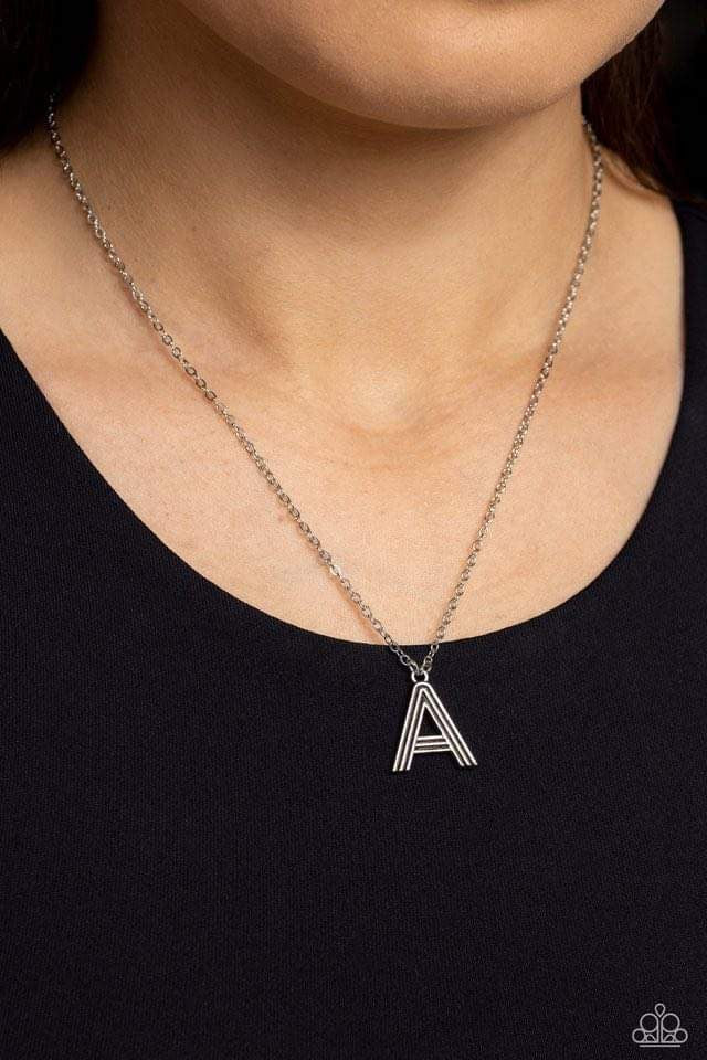 Collar de Plata “A”