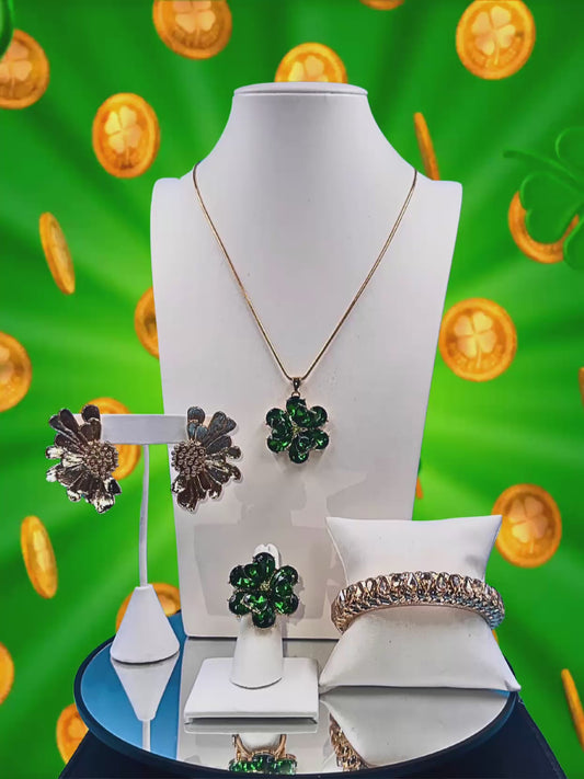 Set it up with Lola-Lucky Lady