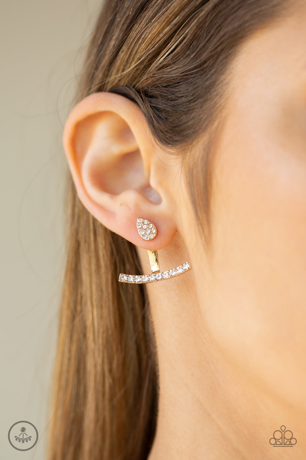 Glowing Glimmer - Gold earring