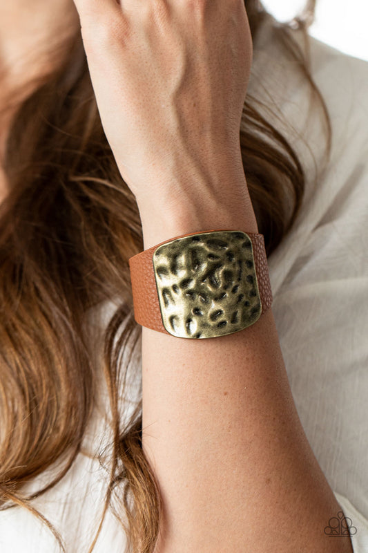 Pulsera de latón Ilumina