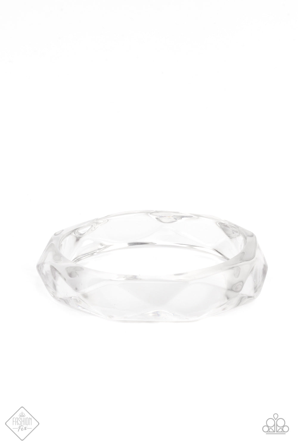 Clear-Cut Couture: una solución de moda para las pulseras blancas