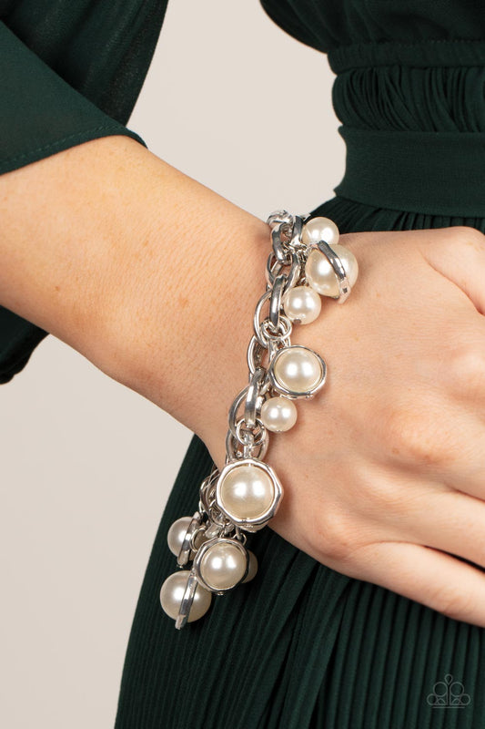 Opulencia en órbita - Pulsera blanca