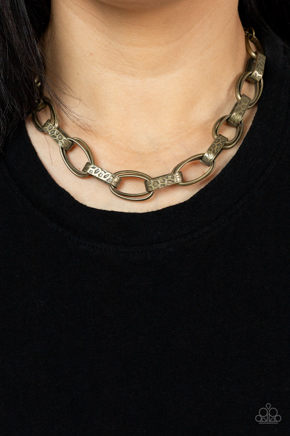 Motley In Motion - Brass necklace