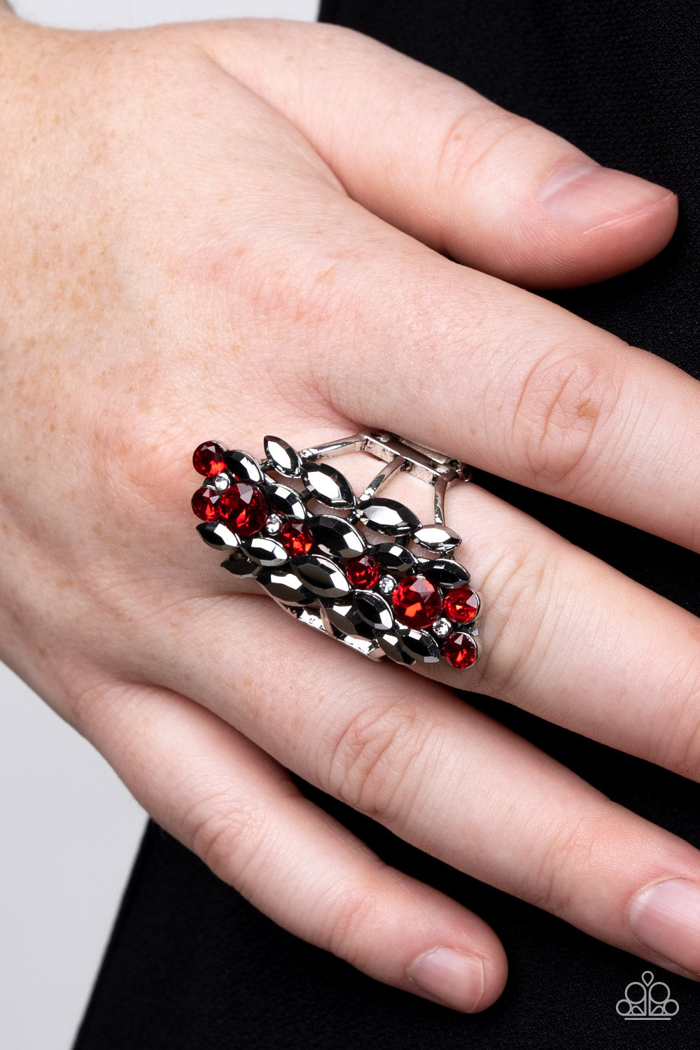 Smoky Smolder - Anillo rojo