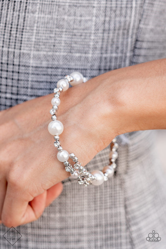 Chicly Celebrity - White bracelet (fashion fix Oct 21")