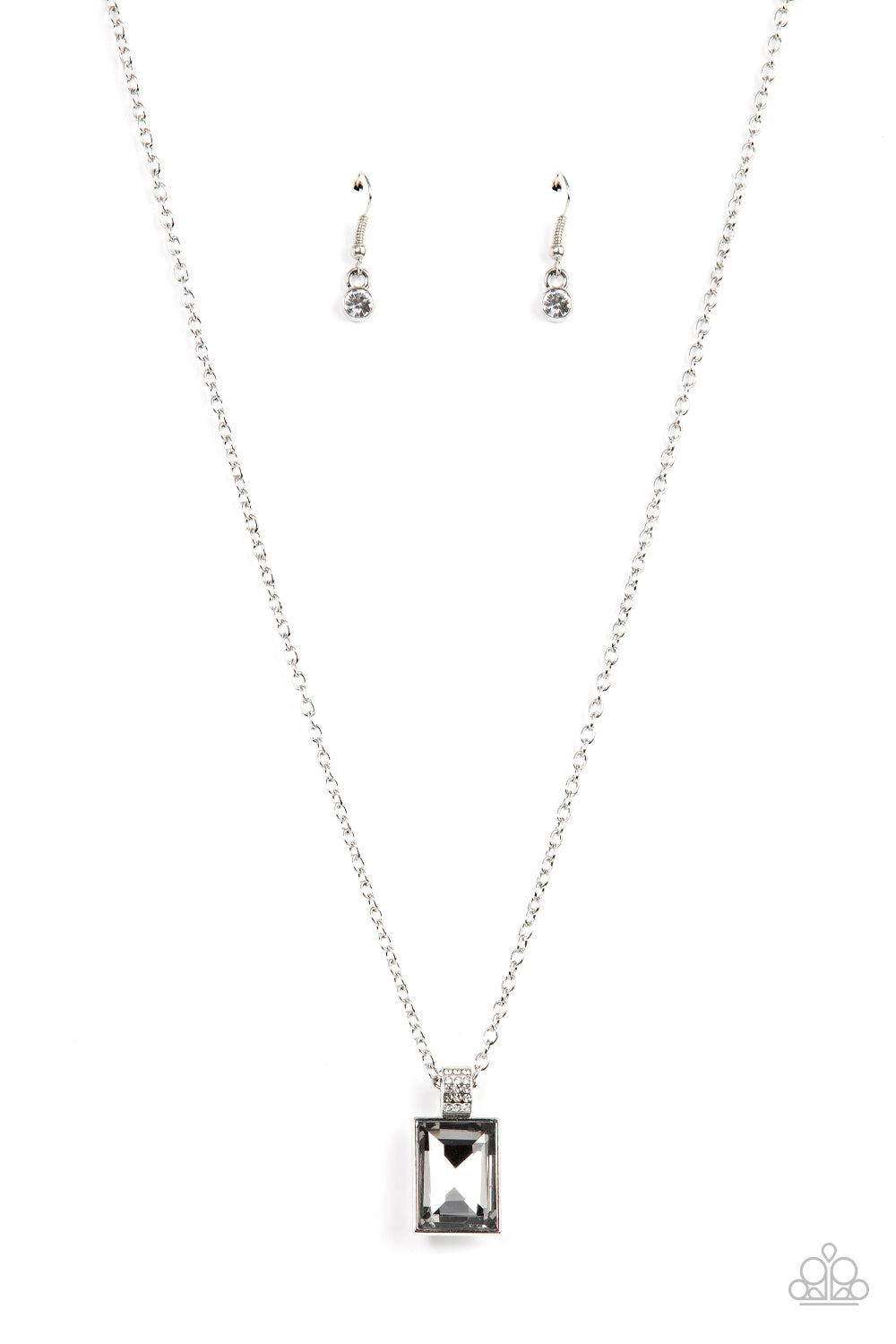 Dazzle discreto: collar de plata