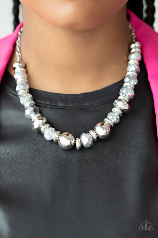 Influencer interestelar - Collar de plata