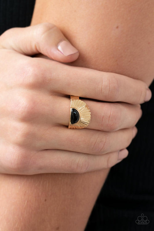 Fabulosamente FAN-tabulous - Anillo de oro