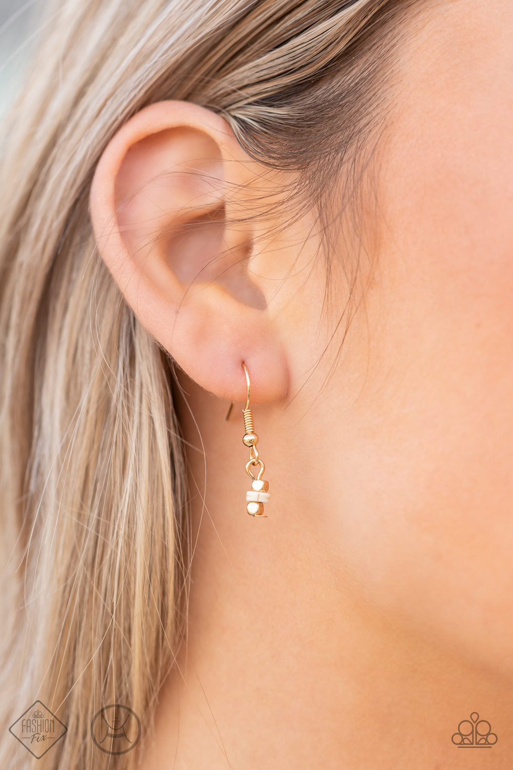Retro Rejuvenation - Gold necklace