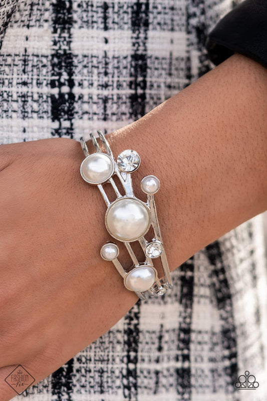 Total SAIL-Out - Pulsera blanca de moda, solución del 22 de abril