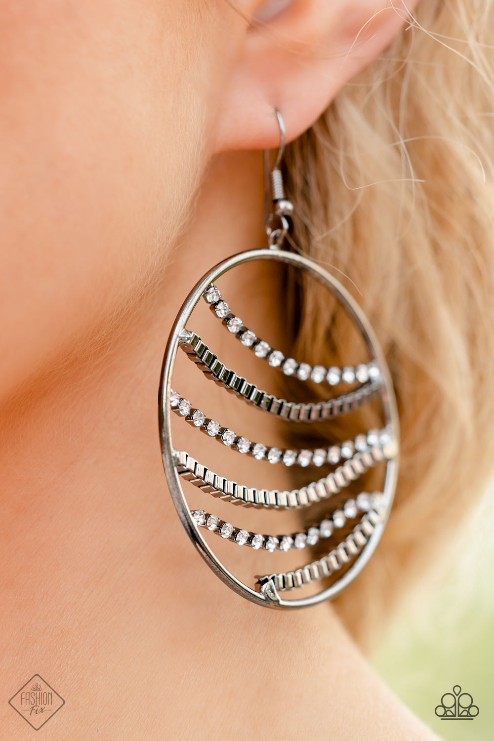 Fighting Fortune - Pendientes de moda negra del 22 de noviembre