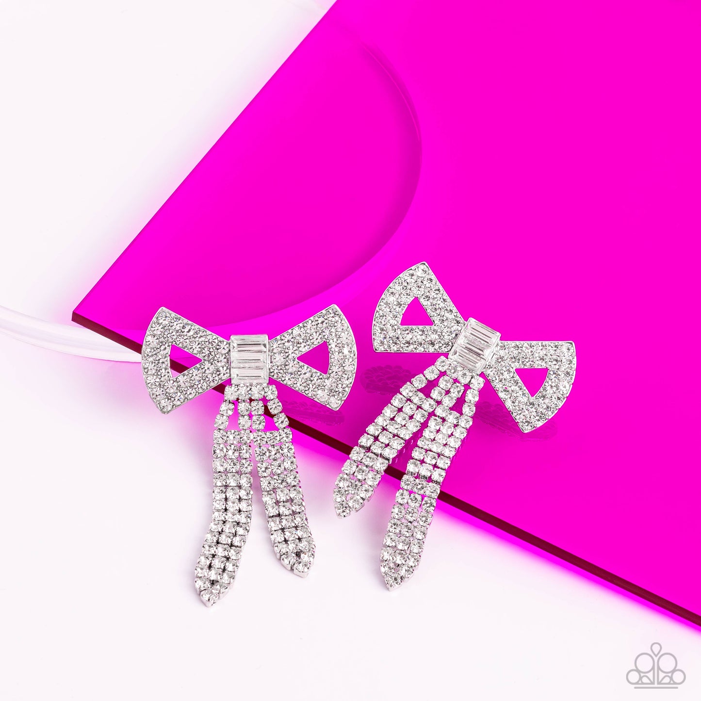 Just BOW With It - White earrings LOP August 23'
