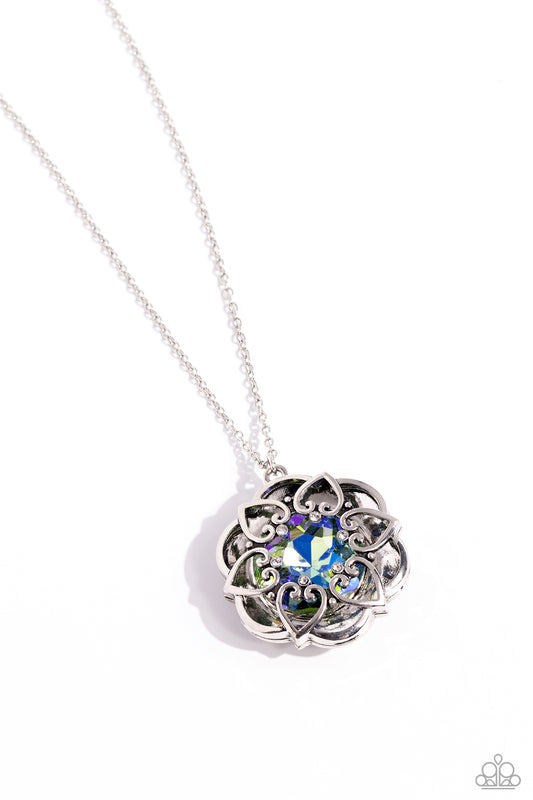 Flowering Fantasy - Green necklace LIMIT 3