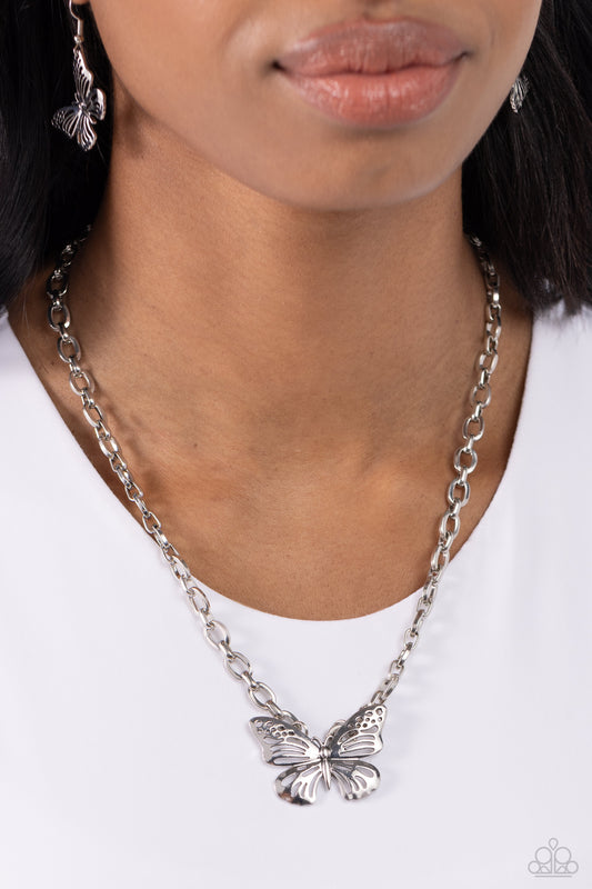 Midair Monochromatic - Silver necklace