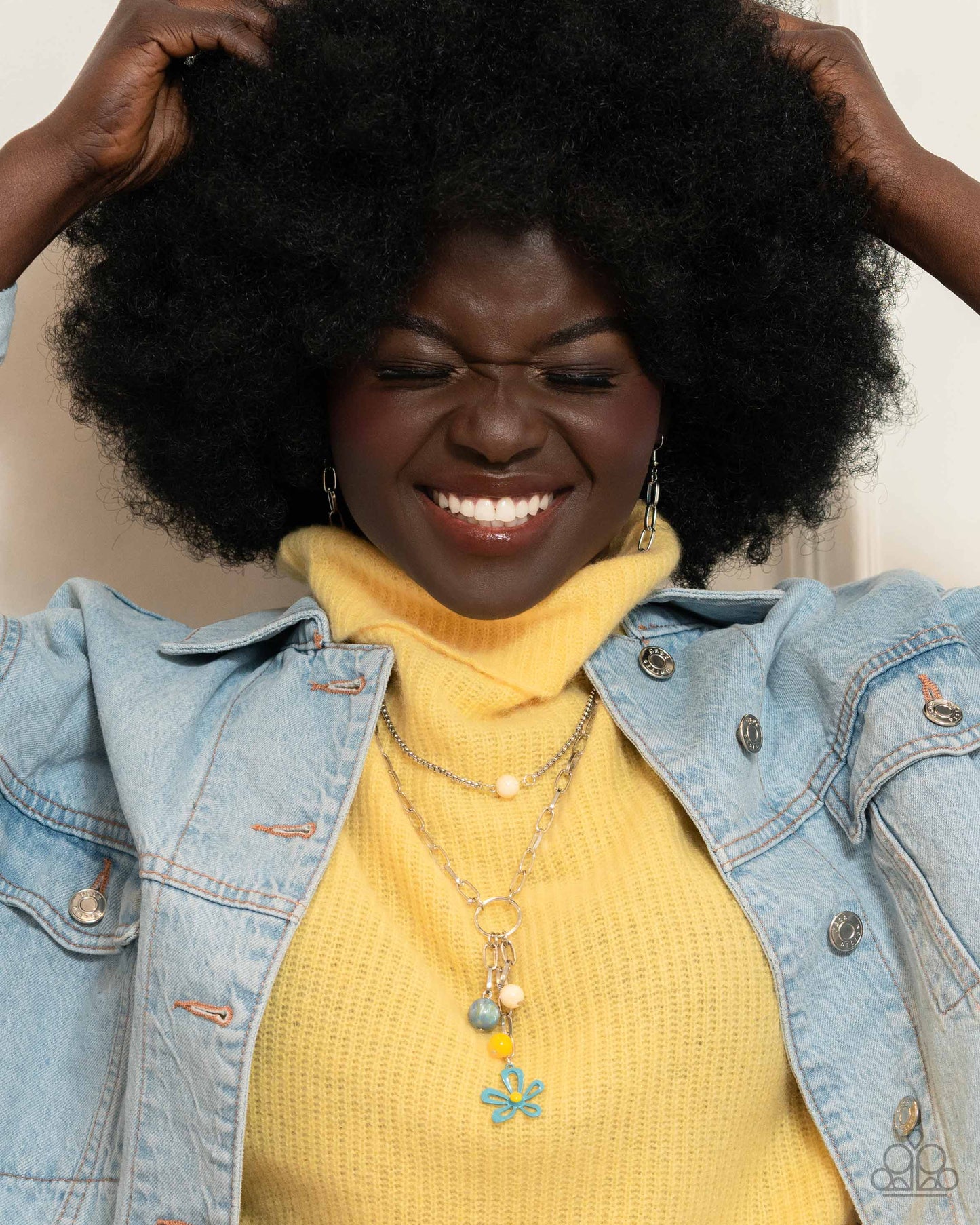 Aprovecha los remolinos - Collar azul