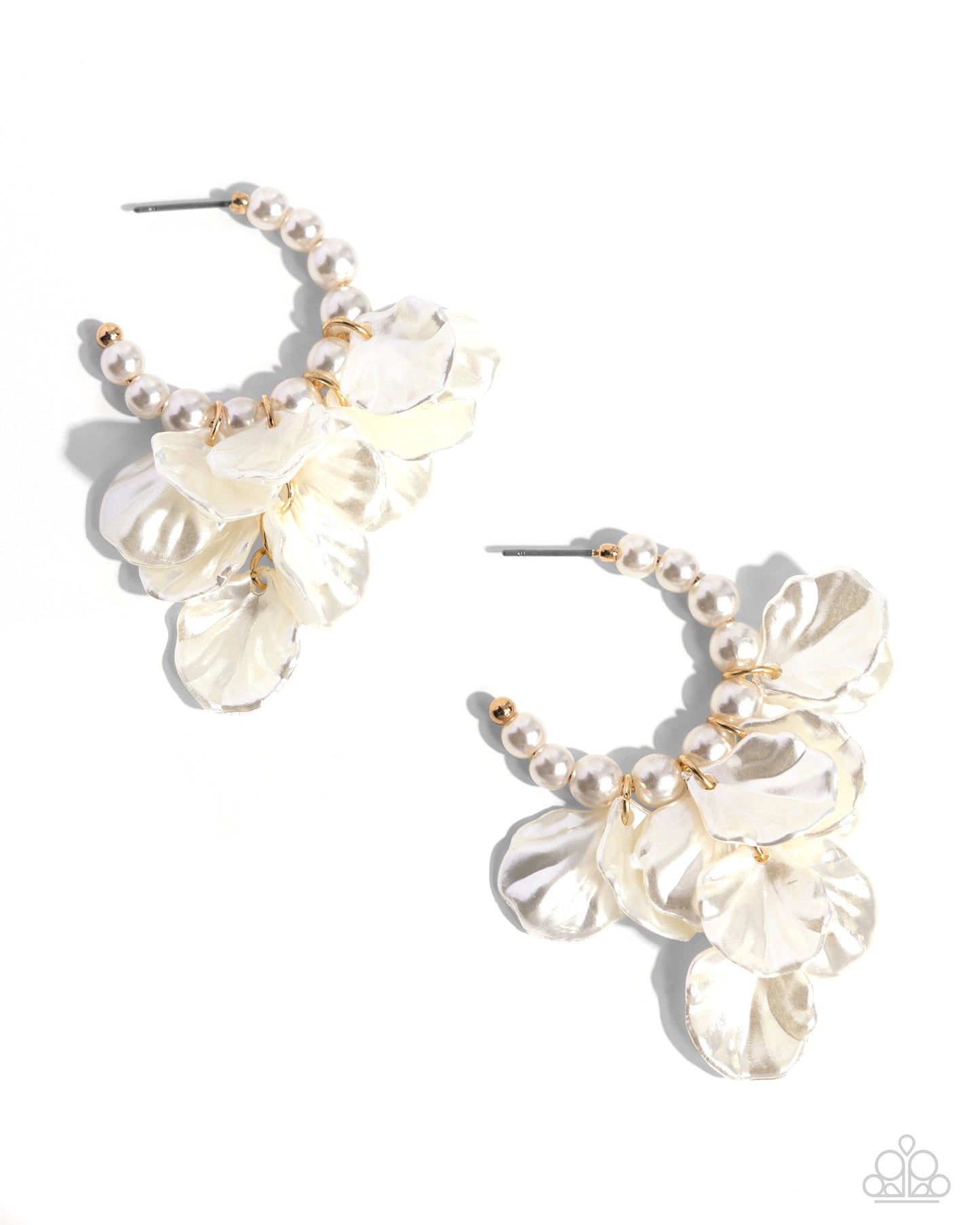 Frilly Feature - Gold earrings