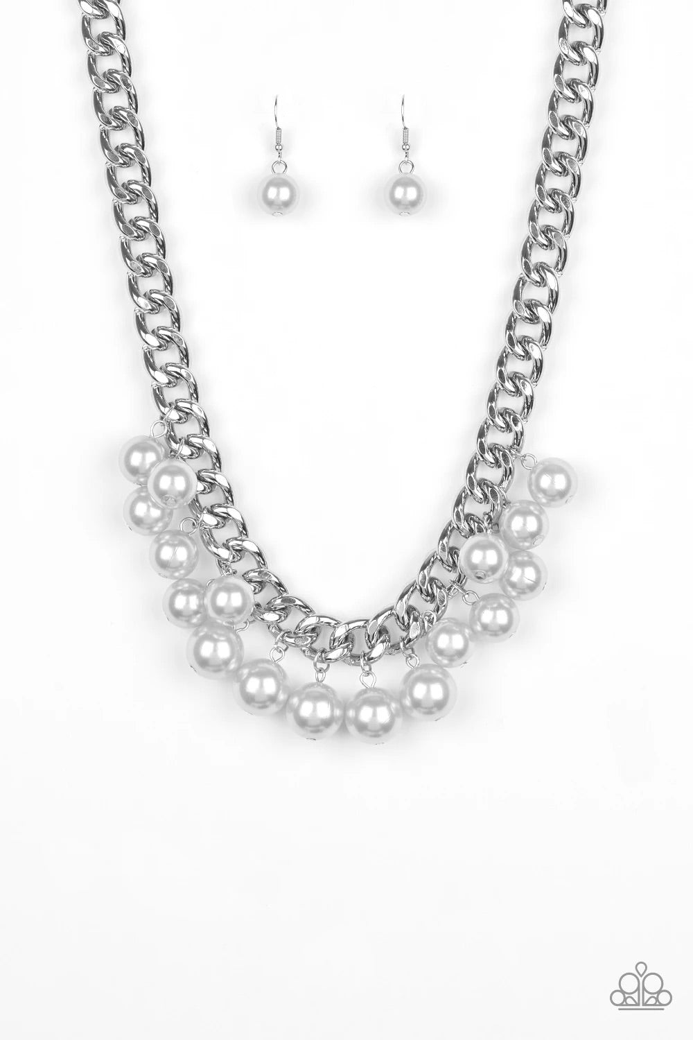 GET OFF MY RUNWAY - SILVER NECKLACE