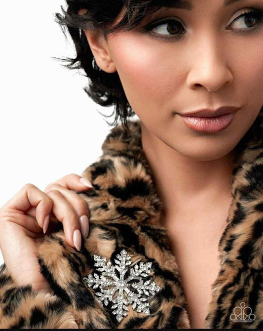 Snowflake Solstice brooch white-Life of The Party Nov 25’