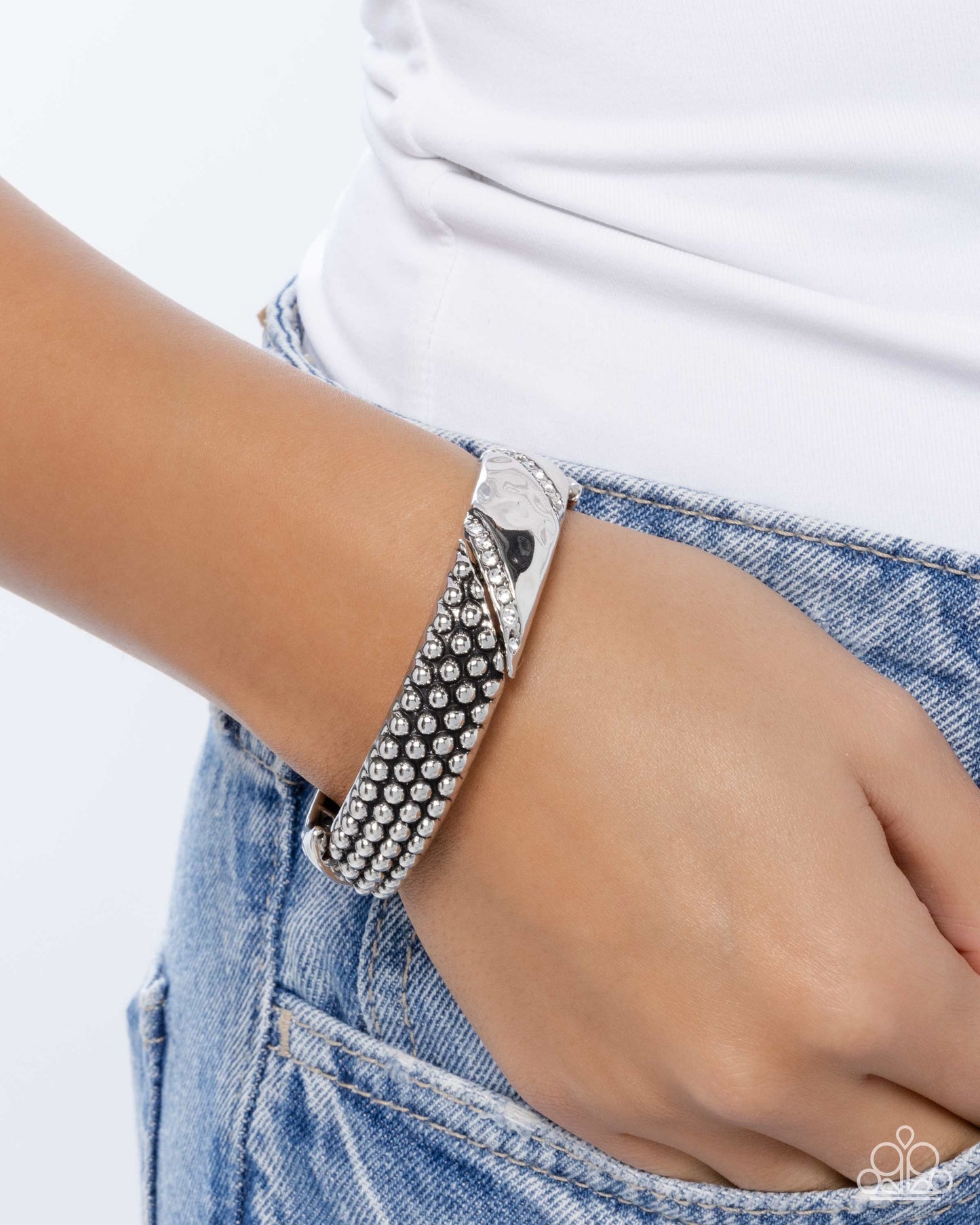 Good Time Grunge - White bracelet -coming soon