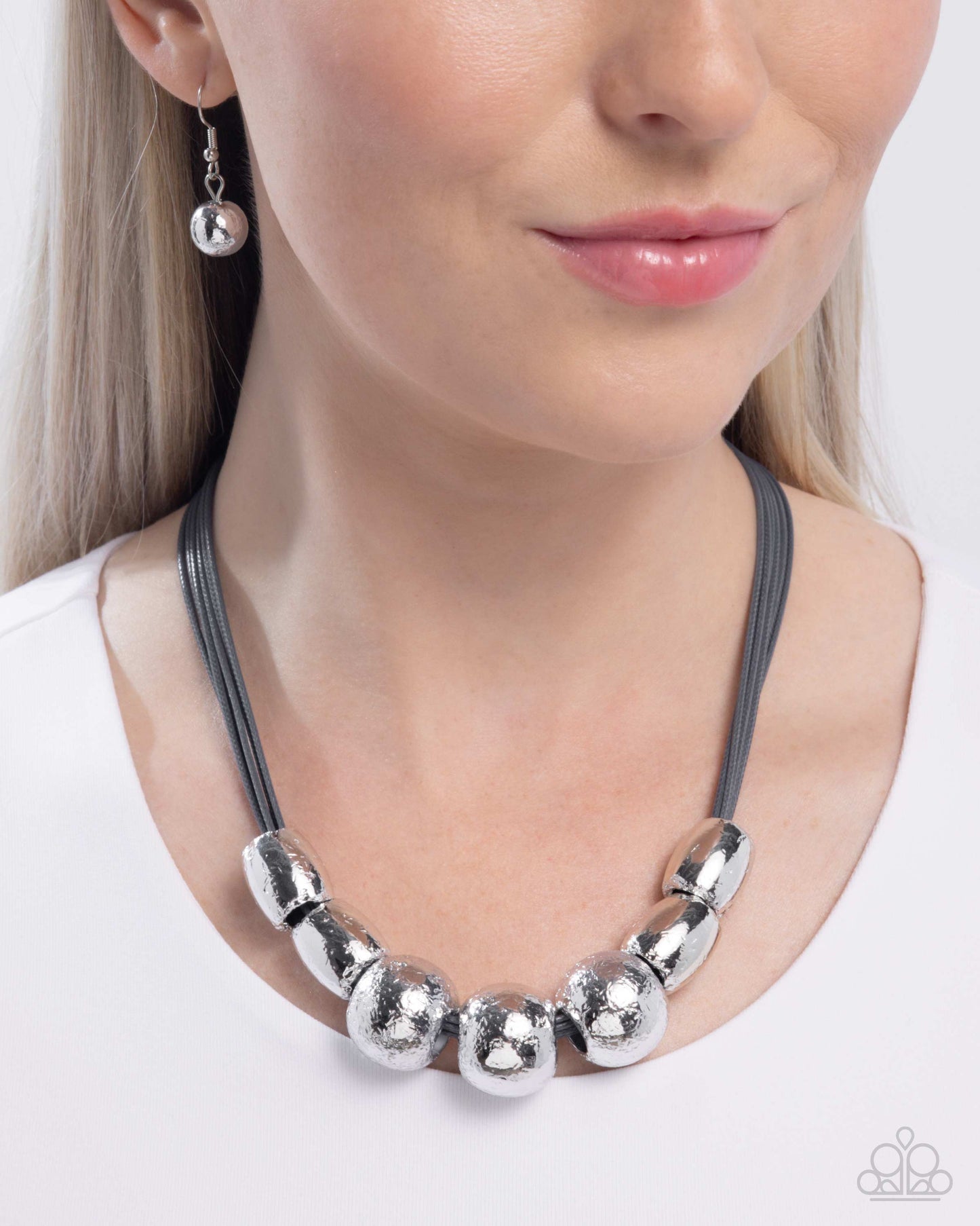 Powerhouse Push - Silver necklace