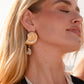 Conch Calypso - Gold earrings