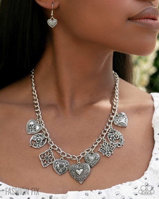 Vintage Showdown - Silver necklace