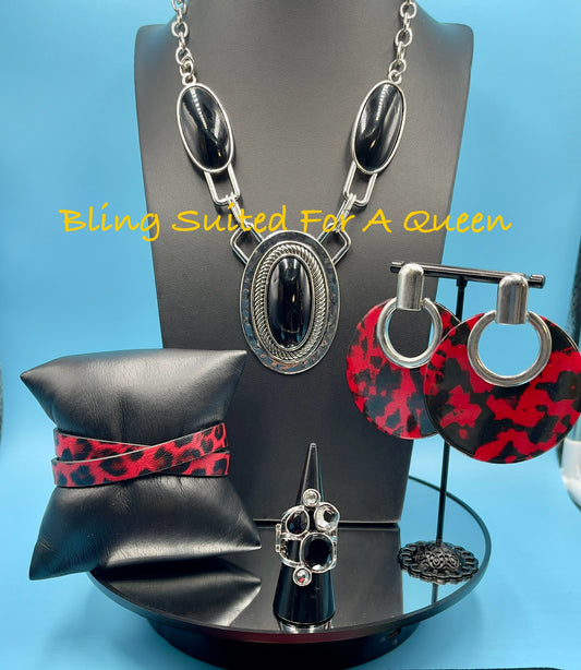 Solo conjunto negro/rojo