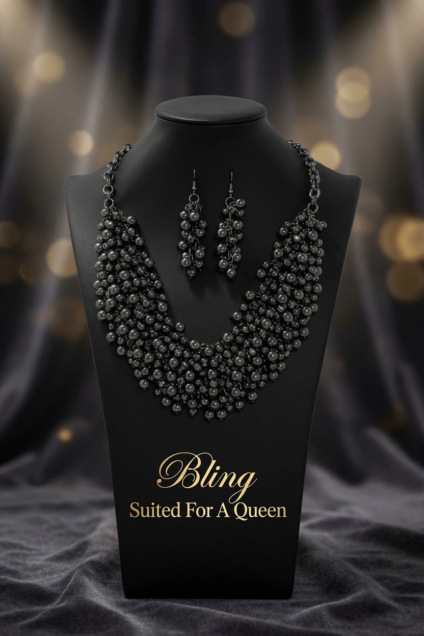 Black beaded Zi collection