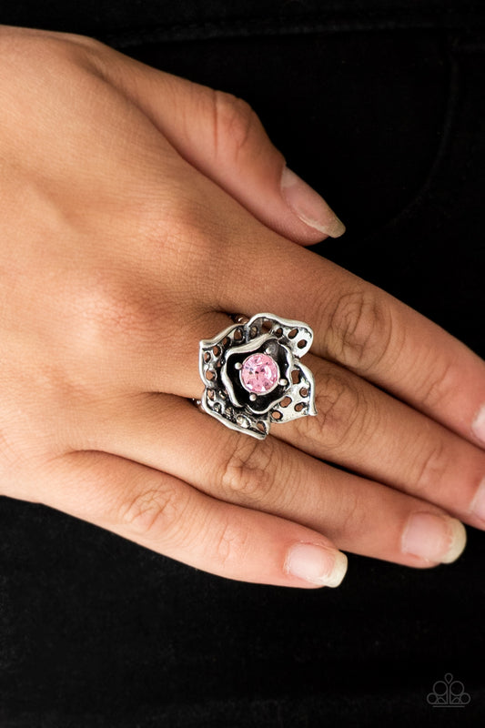 Glowing Gardens - Pink ring-Vintage