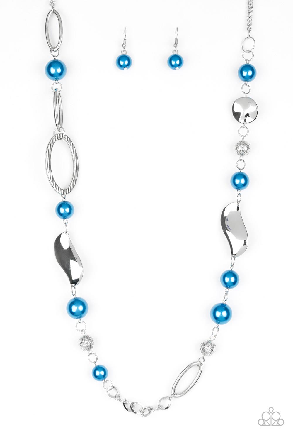 All About Me - Blue necklace-Vintage