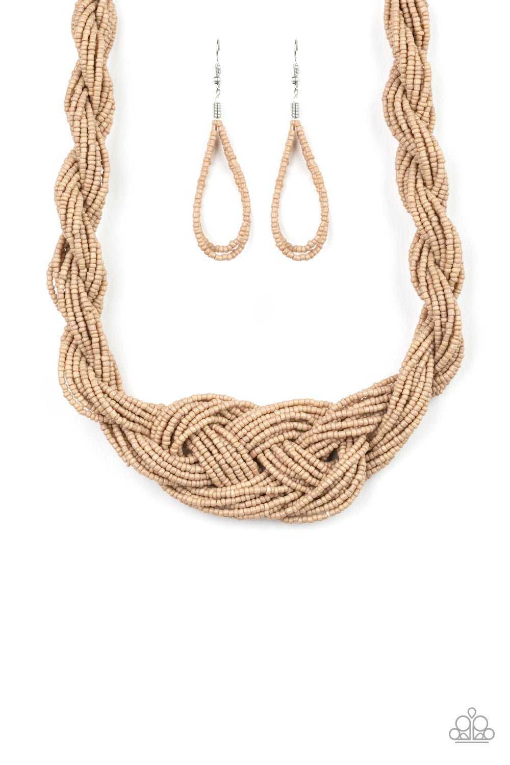 Una ovación de pie - Collar marrón