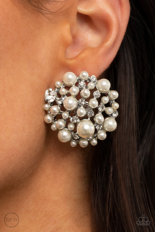 Pendientes blancos de Head To Toe Twinkle